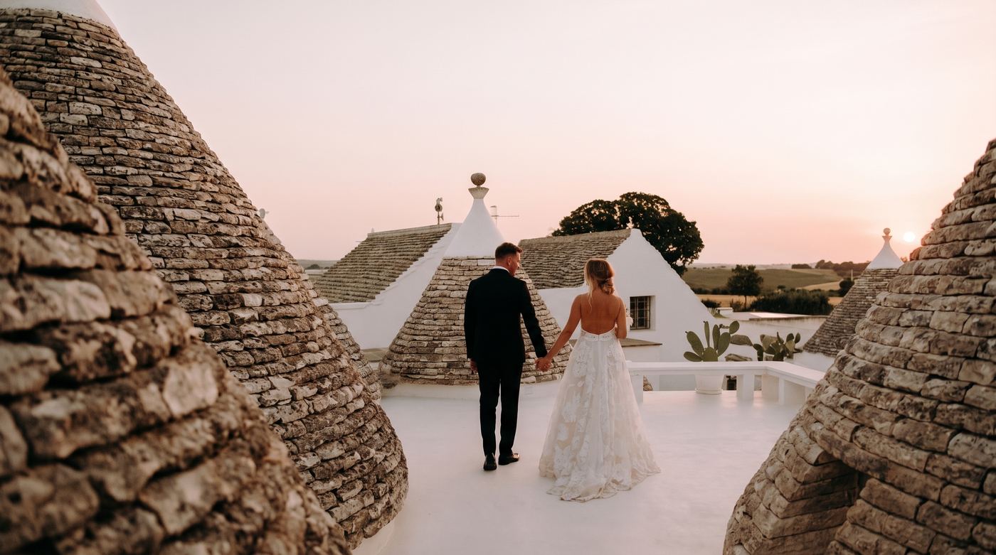 Sposi sui tetti di Giovinazzo, in Puglia